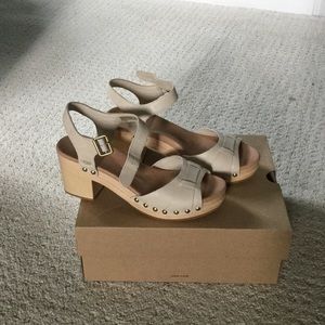 New UGG Janie antique white leather wgold studs.